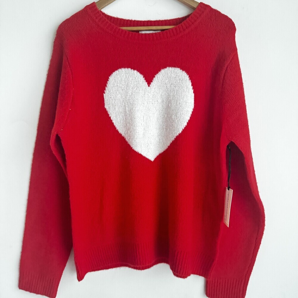 Cupcakes and Cashmere Red Sweater w White Heart Super Soft XL